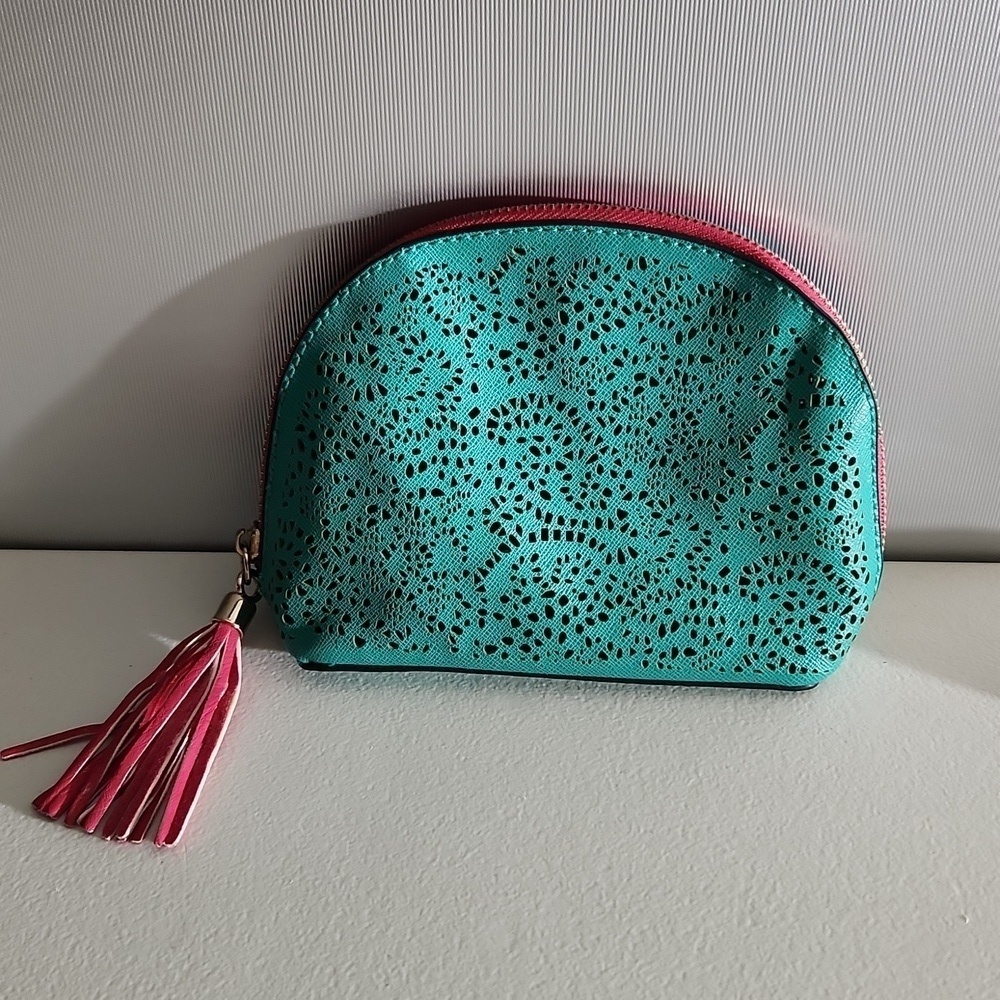 Makeup bag clutch ID holder